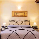 Station Bed and Breakfast 3*