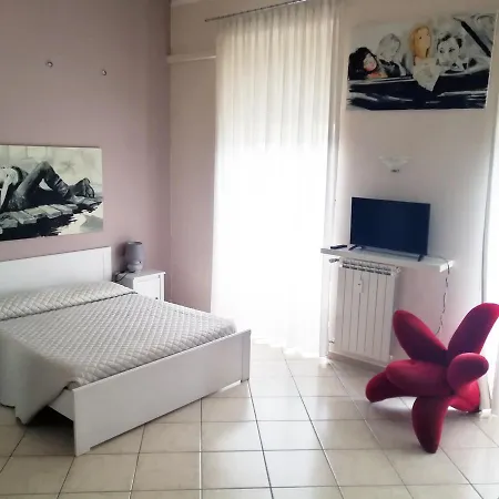 Station Bed & Breakfast 2*