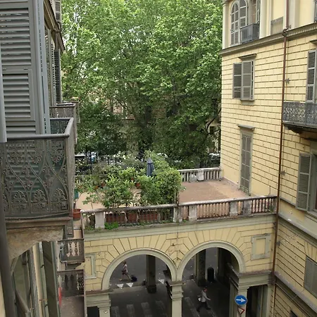 住宿加早餐酒店 中央火车站住宿加早餐旅馆 2*